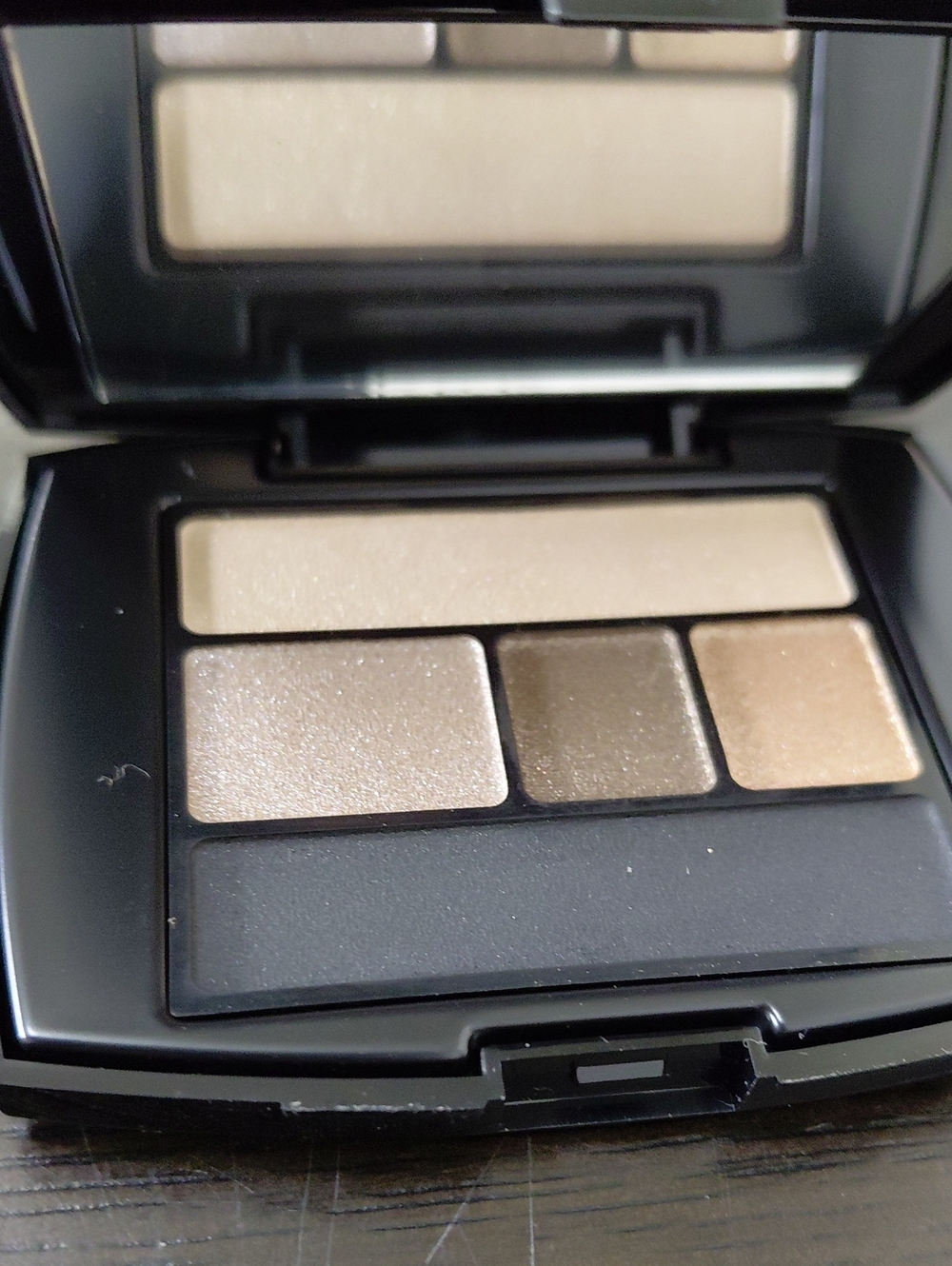 GWP. Lancome Neutral Shimmer & Matte Eyeshadow Quartet - Black Case